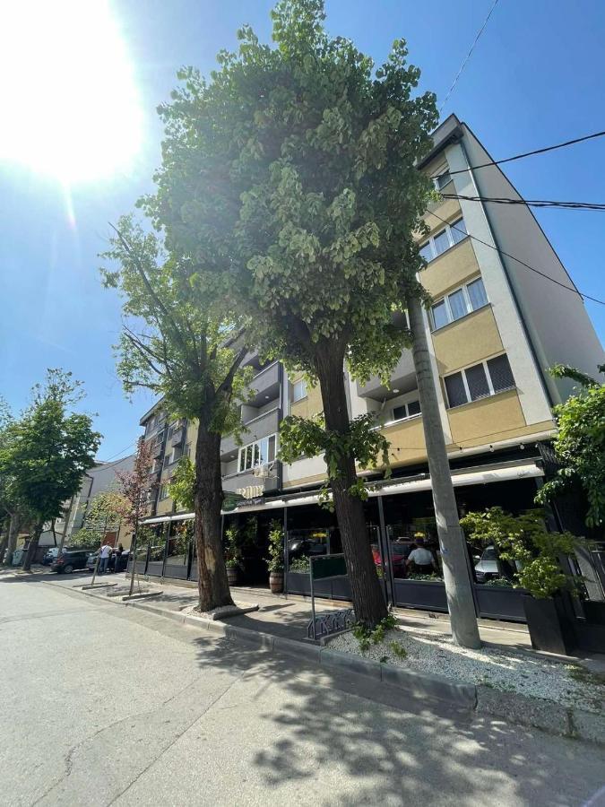 Penny Stan Na Dan Apartment Bijeljina Exterior foto